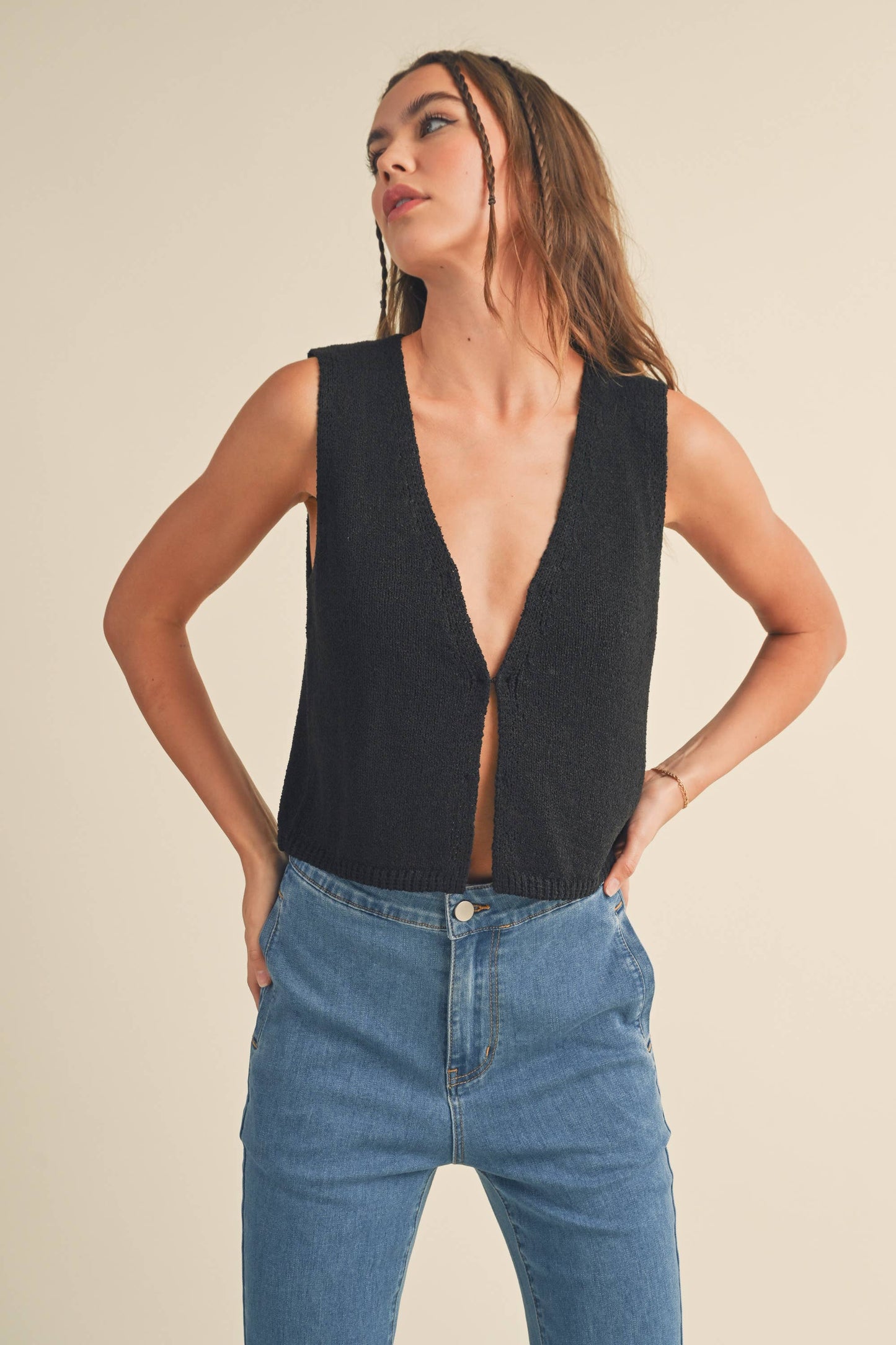 Hook & Eye Closure Vest