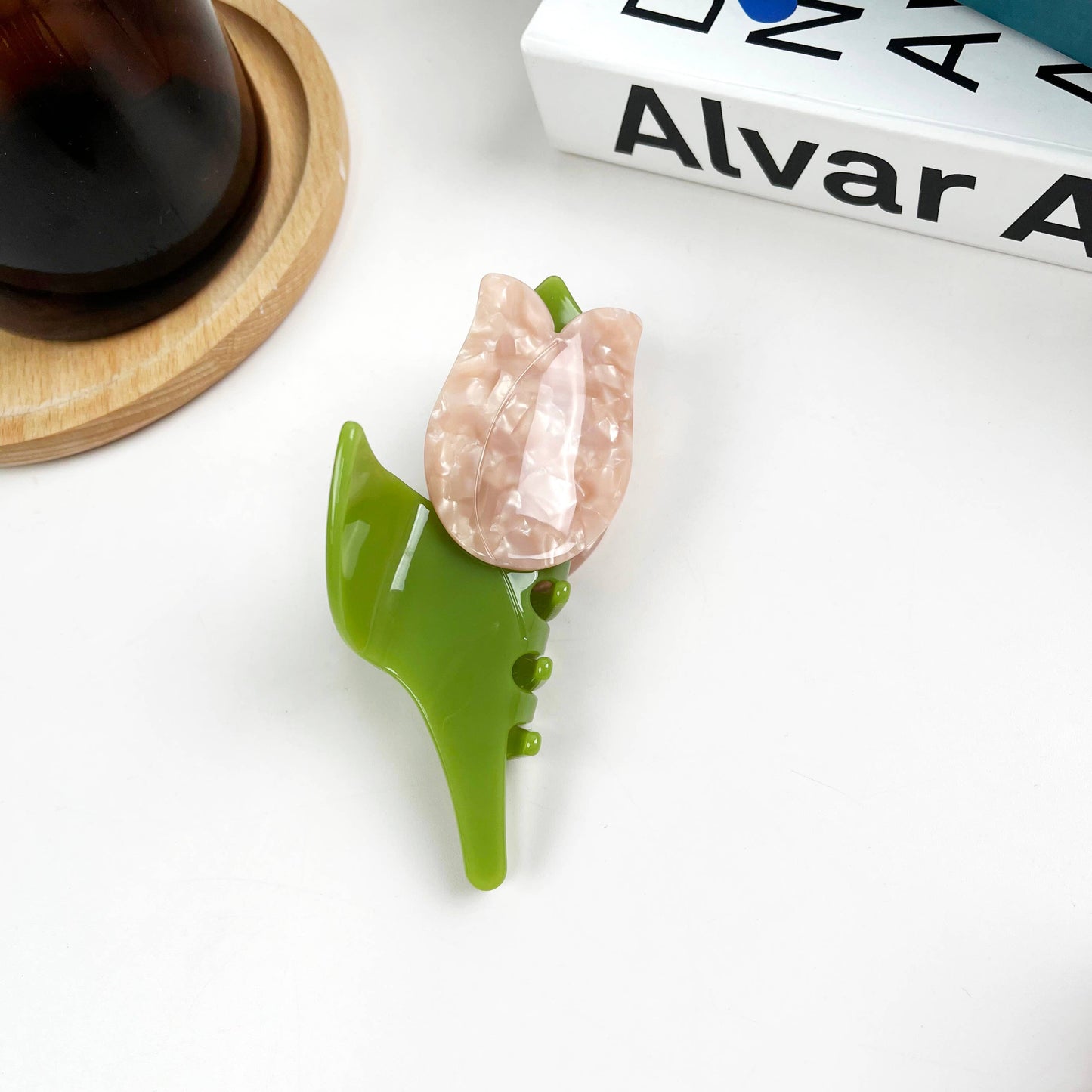 Acetate tulip claw clip flower hair clips