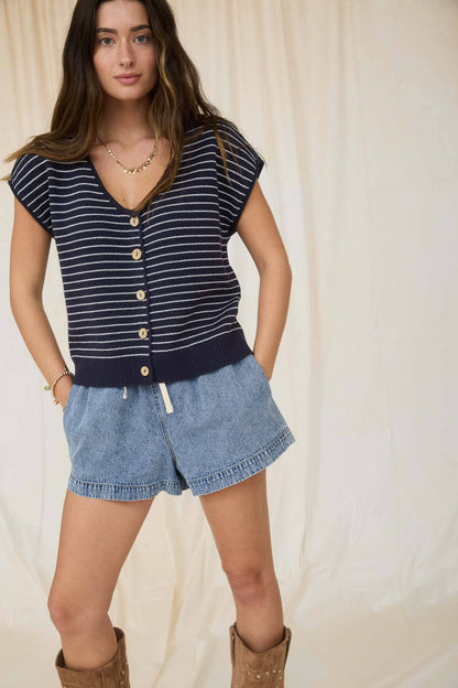 Scoop Neck Short Sleeve Cardi