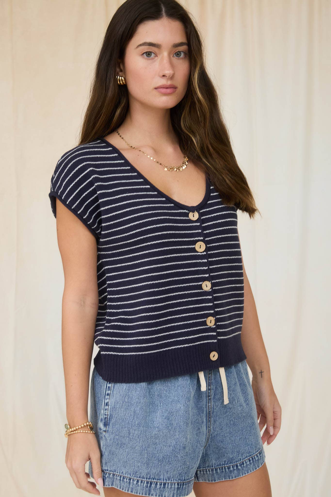 Scoop Neck Short Sleeve Cardi