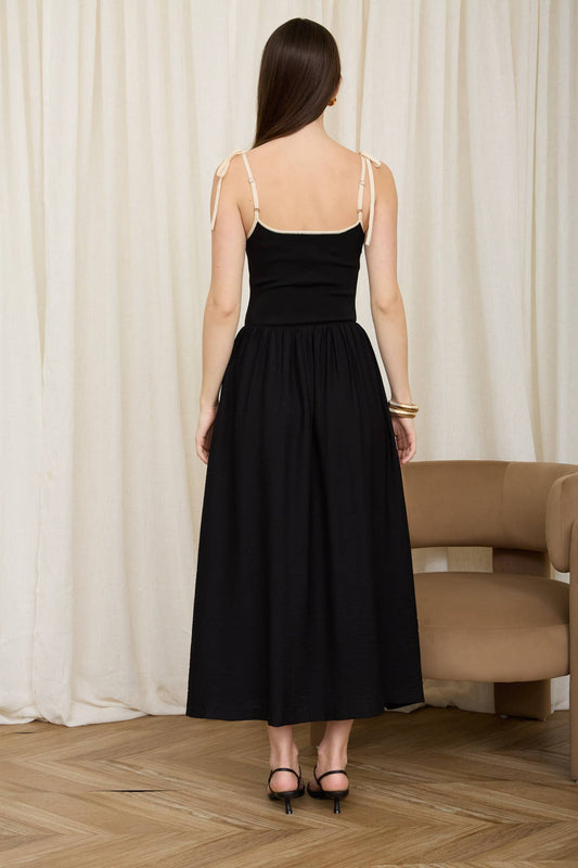 Charming Contrast Midi Dress