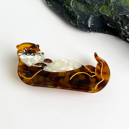 Otter Hair Clip
