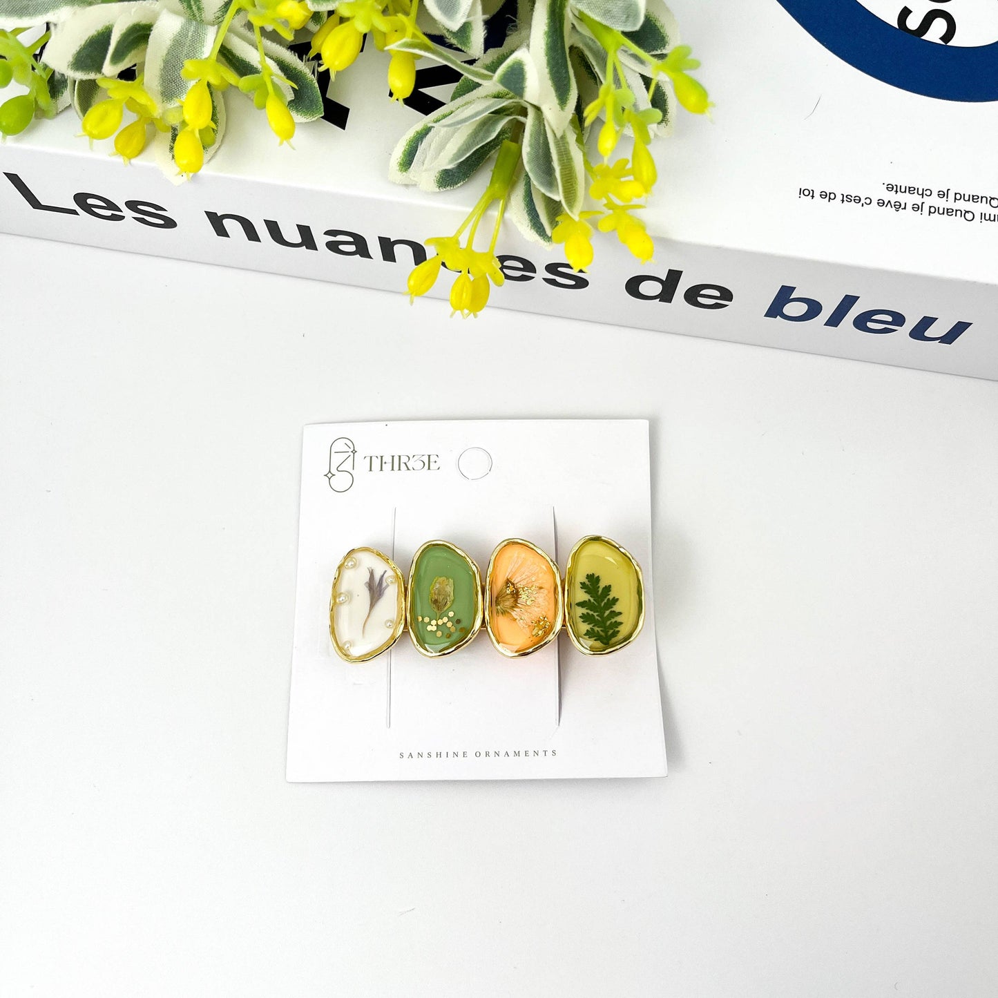 Retro Flower Duckbill Clip