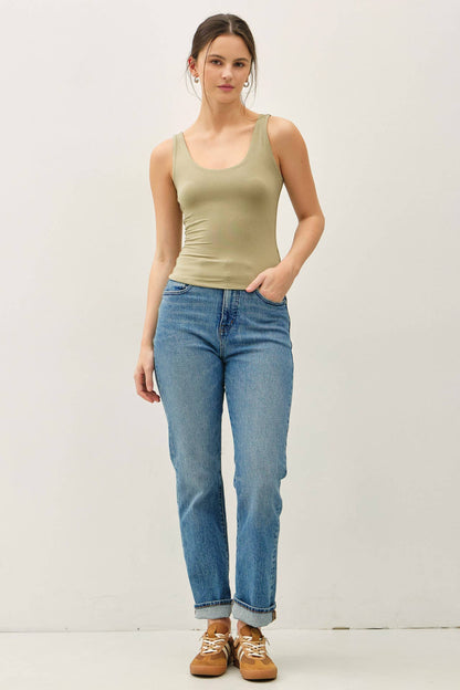 Everyday Scoop Tank