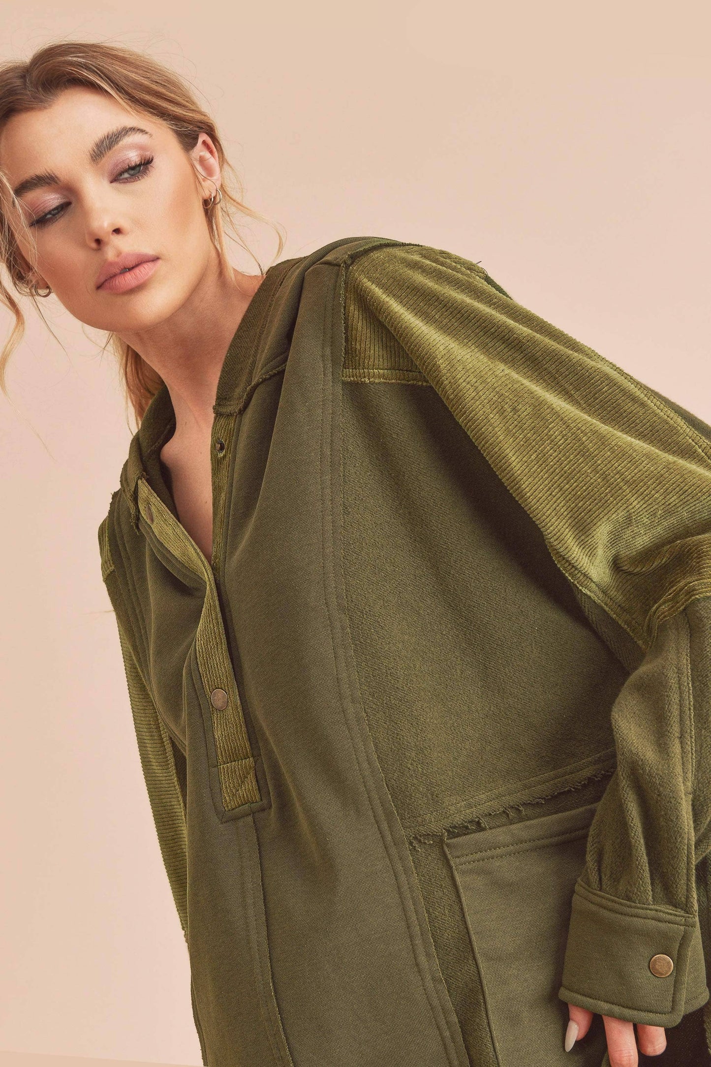 Dove Pullover Sweatshirt