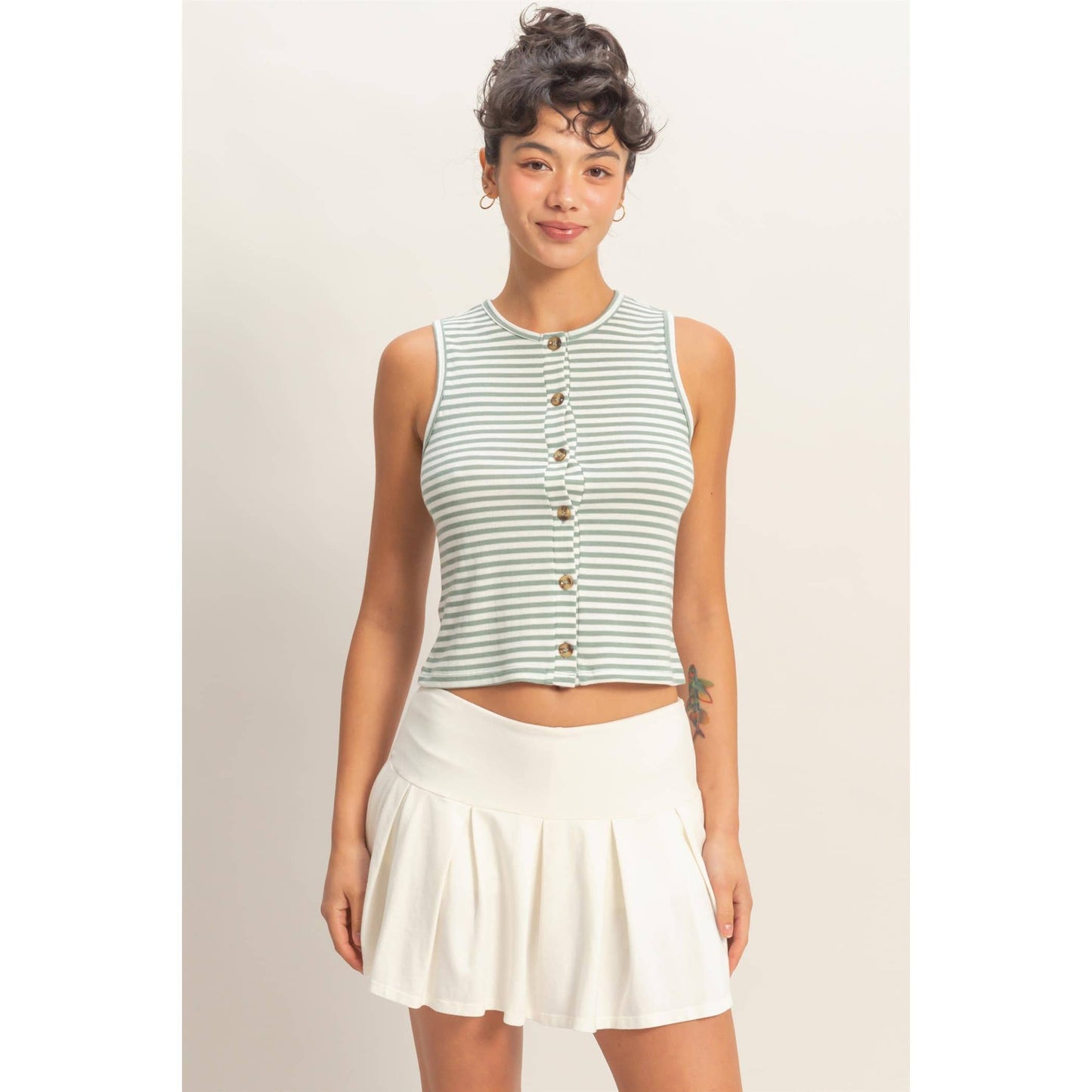 Striped Button-Front Crew Neck Sleeveless Top
