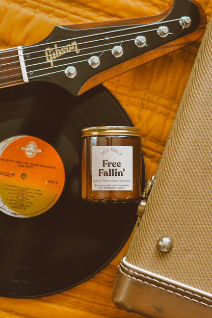 Free Fallin’ - Boho 70s Soy Candle - Peaches, Orange, Gogi