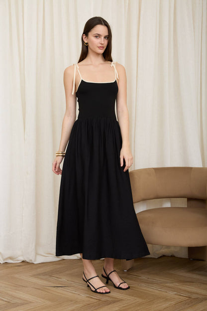 Charming Contrast Midi Dress