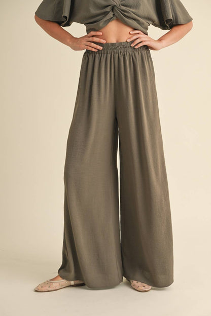 Classic Breezy Wideleg Pant