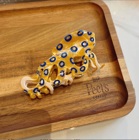 Blue Ringed Octopus Hair Claw Large