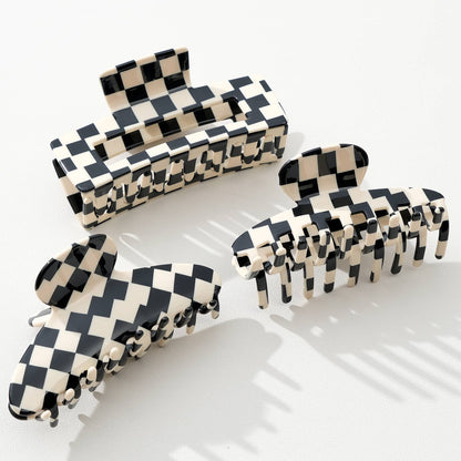 Checkmate Large - Assorted Claw Clips