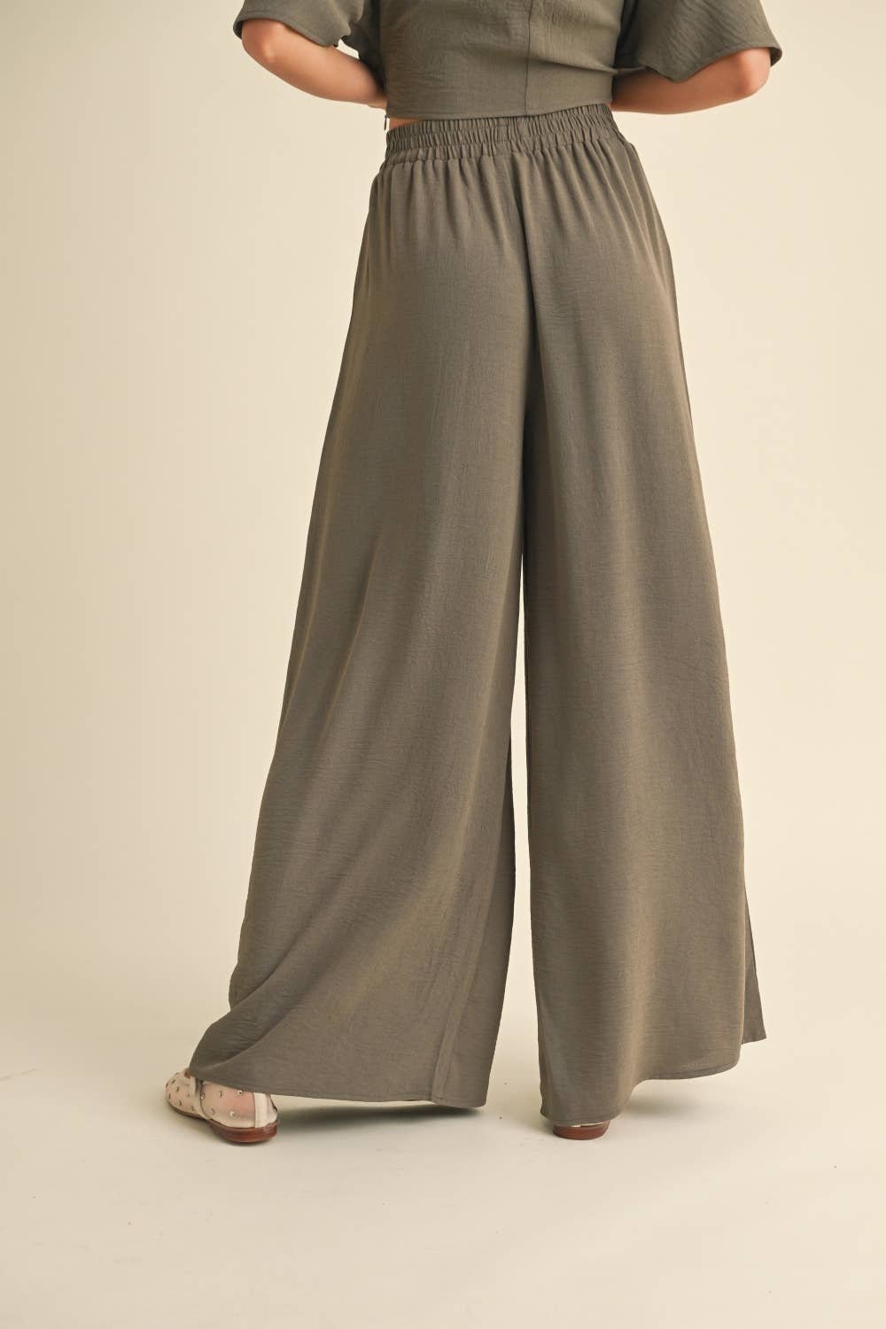 Classic Breezy Wideleg Pant
