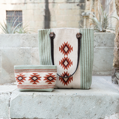 Primavera Wool Bucket Tote–Leather Strap